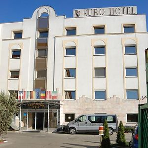 Euro Hotel